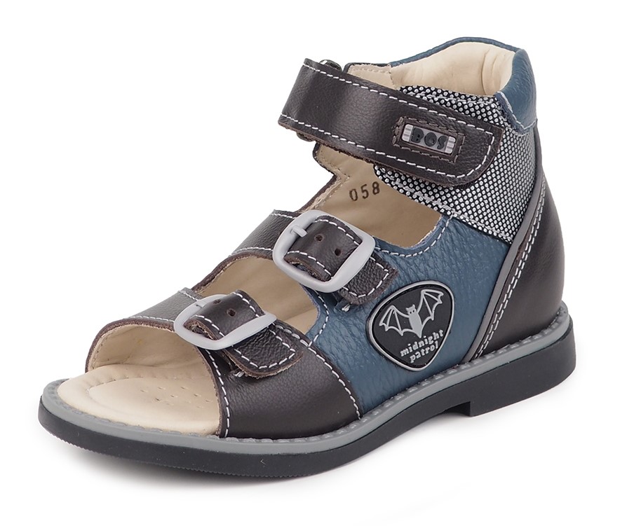 Сандалики коричневые 058-511 (36)